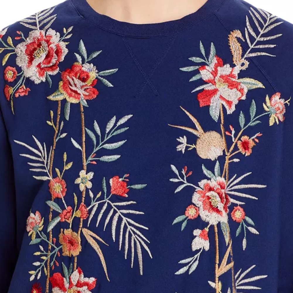 NEW Johnny Was Caspian Floral Embroidered Raglan Navy Sweatshirt Long Sleeve - Picture 2 of 4
